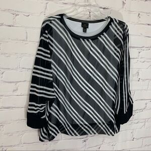 Worthington  medium blouse‎